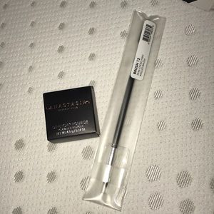 anastasia dip brow